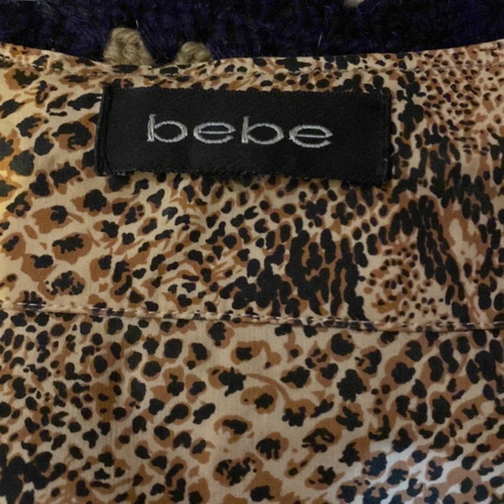 Bebe Y2K Snake Print Stretch Snap Front Top Animal Print - Picture 7 of 11